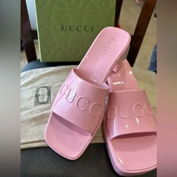 Gucci Rubber Slides Pink Size 8 - Picture 1 of 10